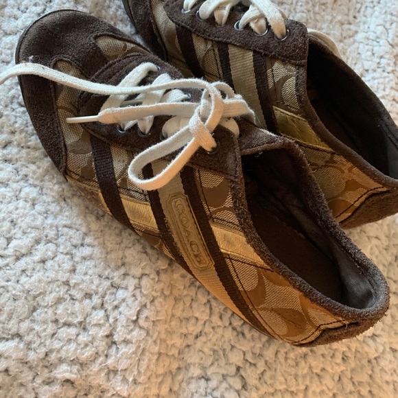 Looking new style - Picture 2 of 3